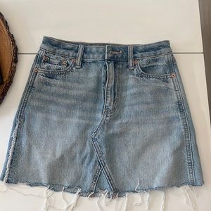 American eagle denim skirt size 000 regular
